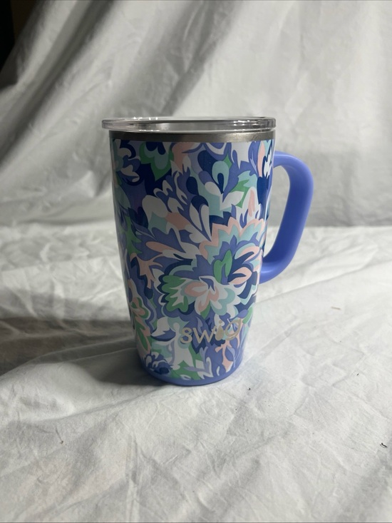 Swig Life Other - S'well Lavender Floral Insulated Travel Mug with Handle